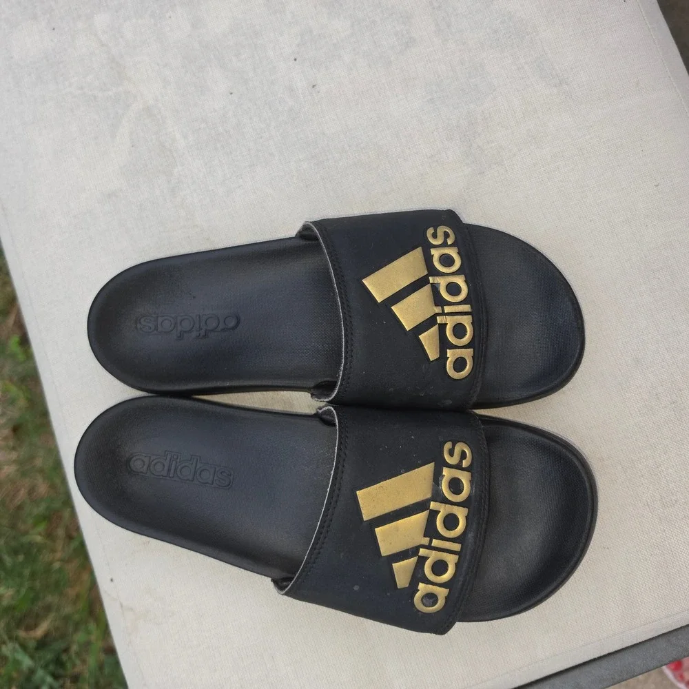 Adidas Adilette Shower Slides Black Gold Metallic Logo Sandals B41742 Mens 7